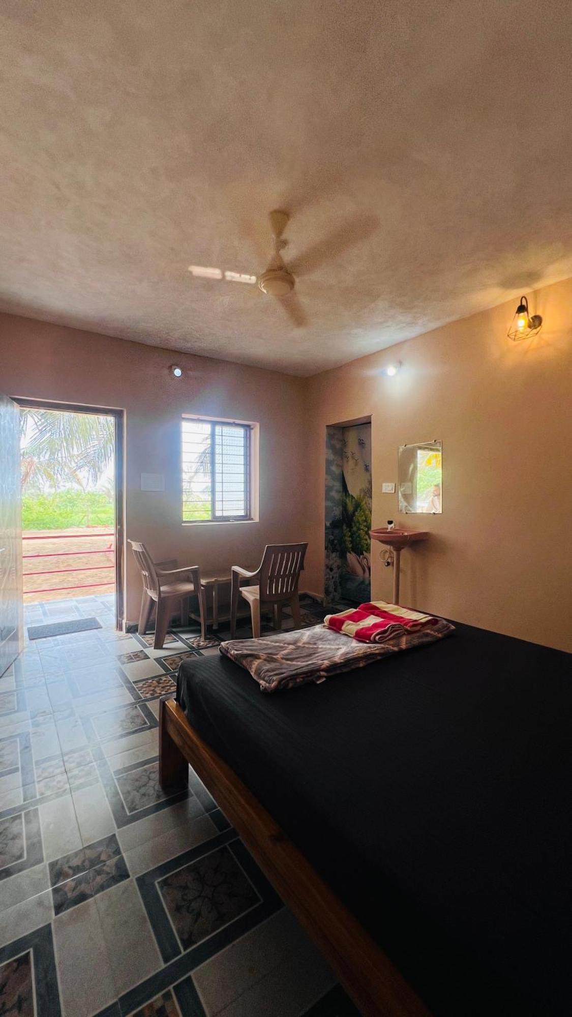 Nakshatra Beach Stay Gokarna  Buitenkant foto
